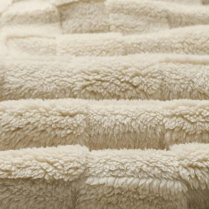 AZOTH - Fluffy Sweater