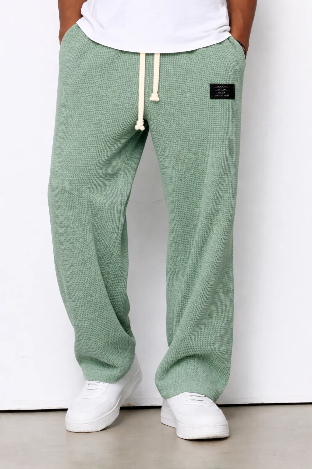 AZOTH – Aeron Relaxed Plant