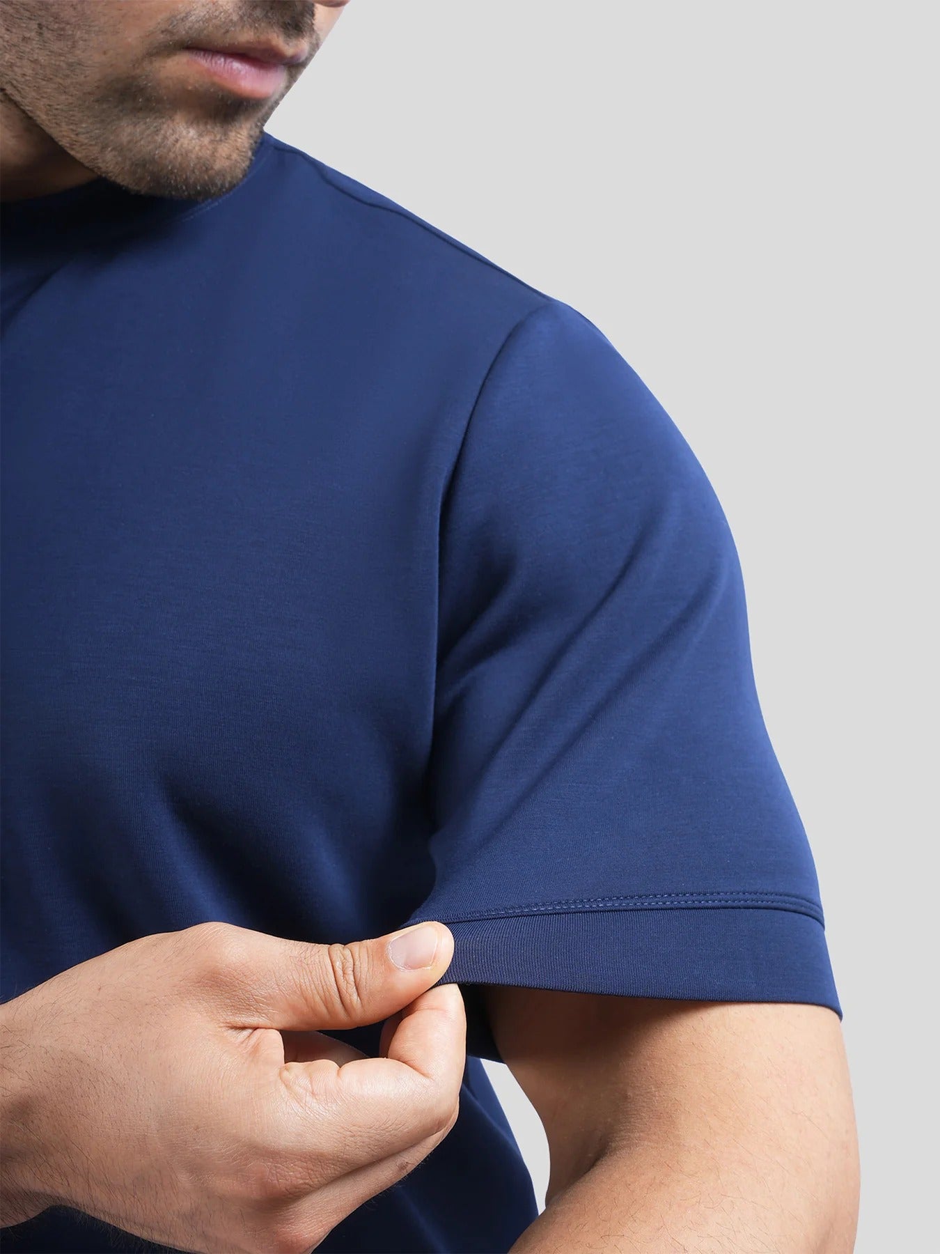 AZOTH - Silhouette Modal Tee